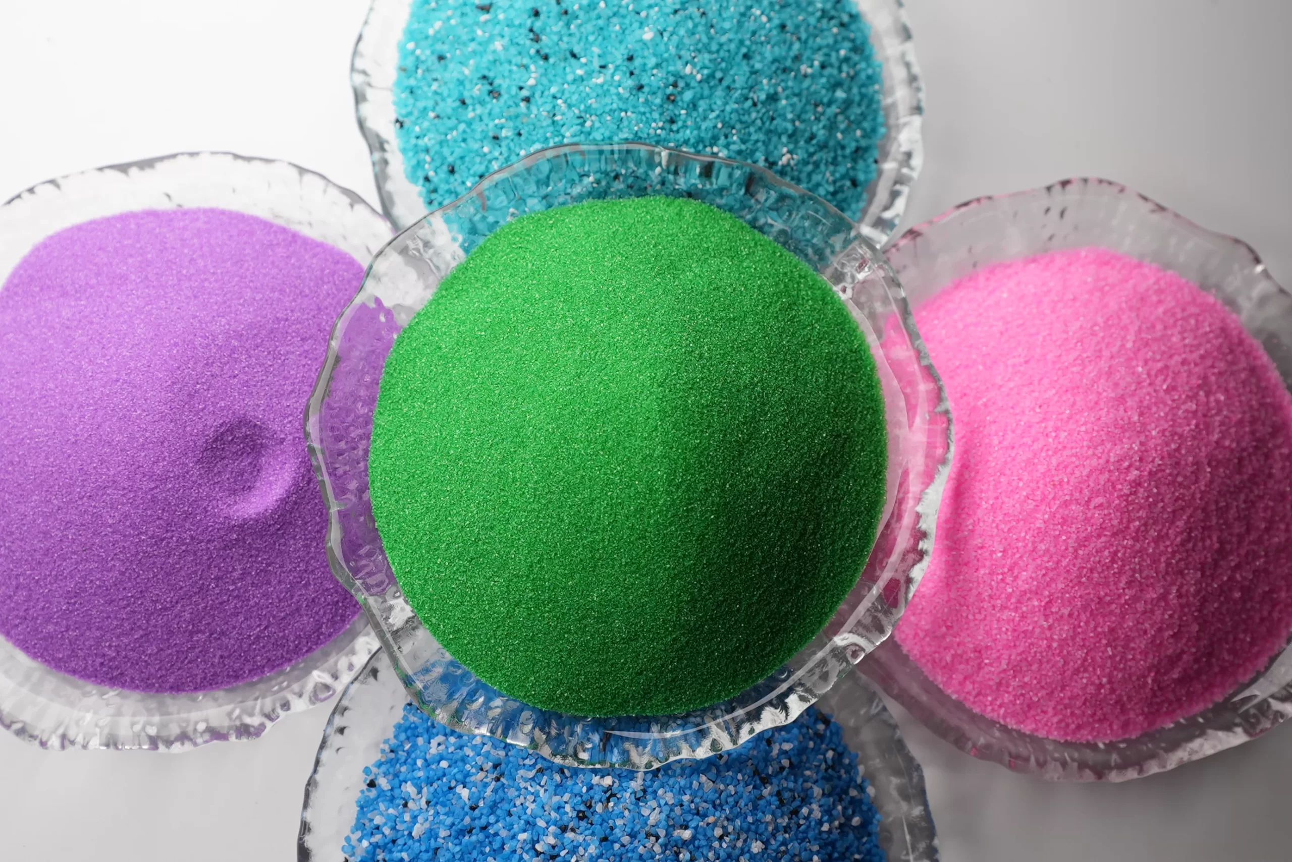 منتجات الرمل الزجاجي والحصى والحصى للبناء وتنسيق الحدائق